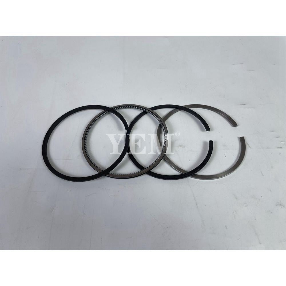 TOYOTA 2J PISTON RING WITH 4 RINGS FOR 4 CYLINDER