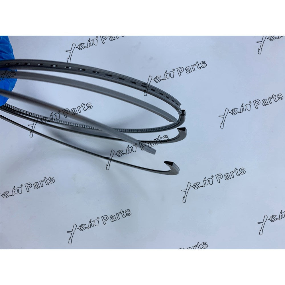 KOMATSU 6D140 PISTON RINGS SET