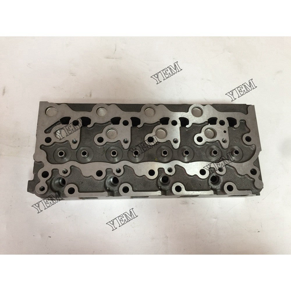 V2203 V2403 DIRECT INJECTION CYLINDER HEAD WITH CYLINDER HEAD GASKET FOR KUBOTA DIESEL ENGINE PARTS For Kubota