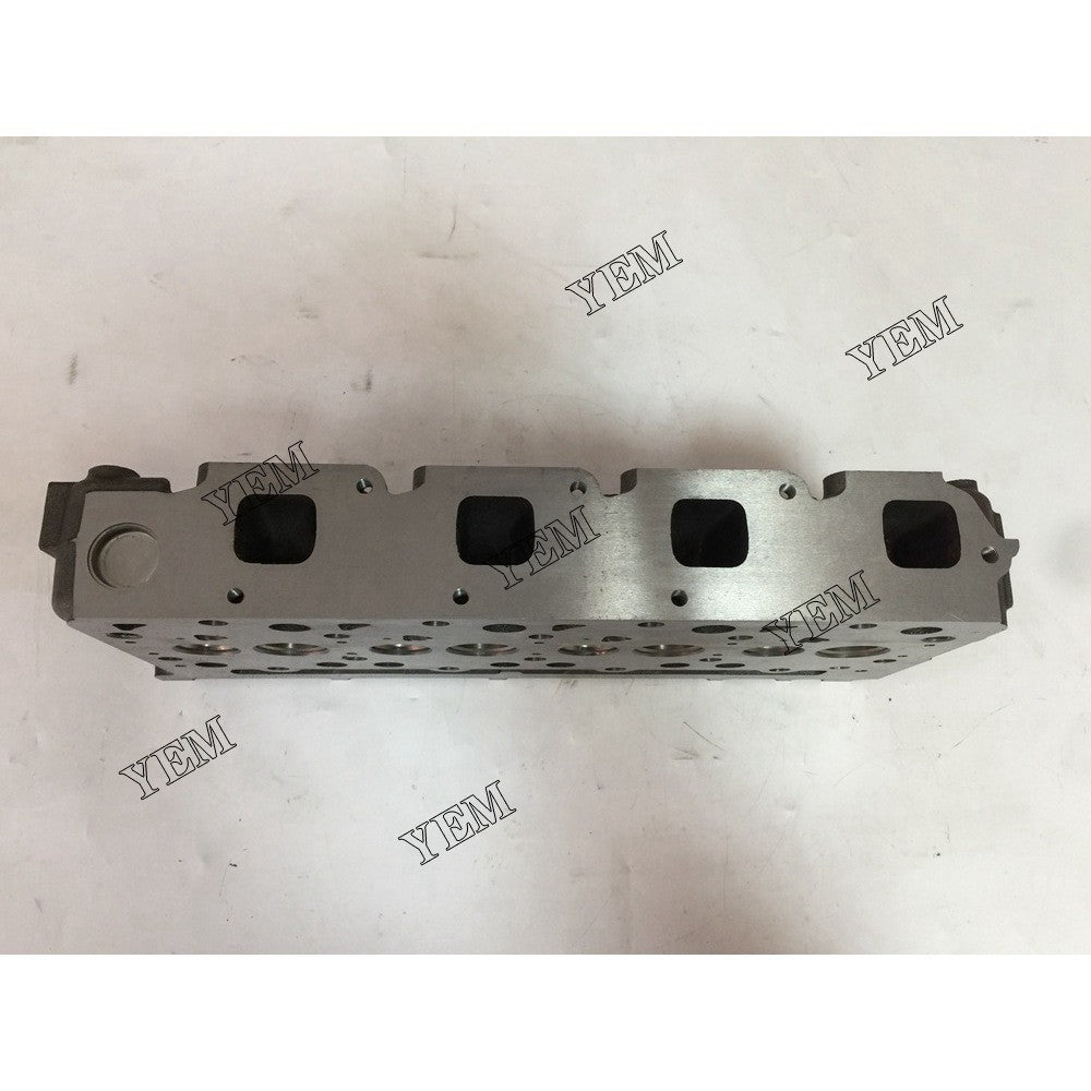 V2203 V2403 DIRECT INJECTION CYLINDER HEAD WITH CYLINDER HEAD GASKET FOR KUBOTA DIESEL ENGINE PARTS For Kubota