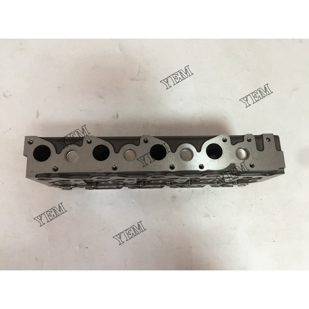 V2203 V2403 DIRECT INJECTION CYLINDER HEAD WITH CYLINDER HEAD GASKET FOR KUBOTA DIESEL ENGINE PARTS For Kubota