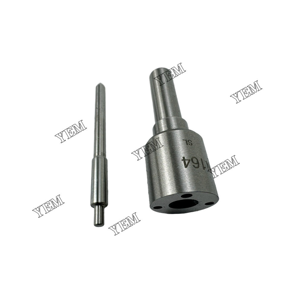 For Isuzu 3 Cylinder Injection Nozzle 105017-1640 3KR2 Engine Parts