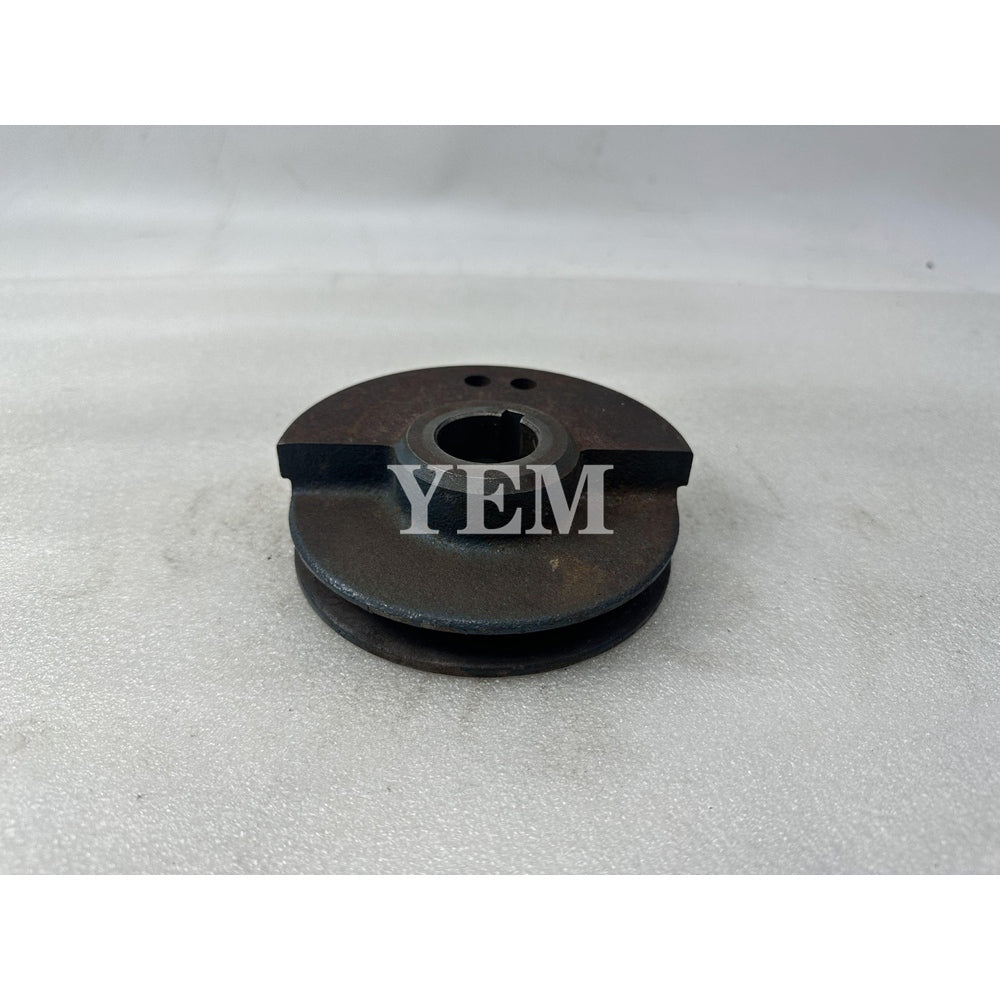 Engine Crankshaft Pulley For Kubota D1703 B Excavator Parts Engine