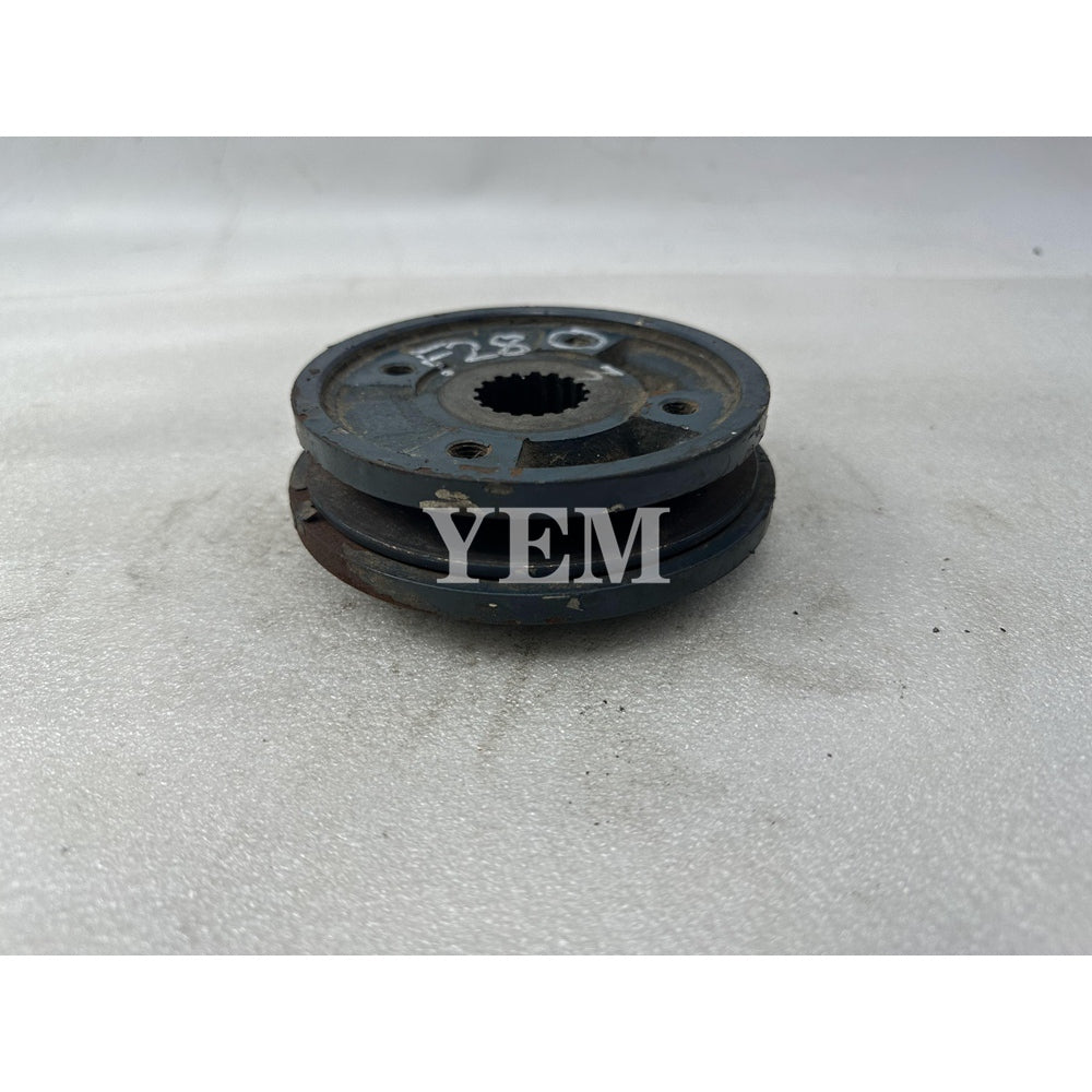 Engine Crankshaft Pulley For Kubota F2803 B Excavator Parts Engine