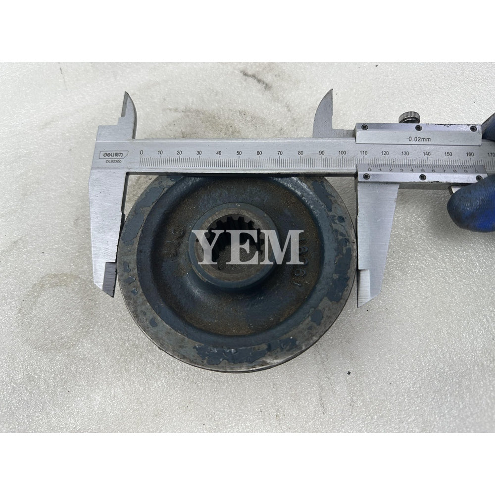 D905 Crankshaft Pulley For Kubota Excavator Parts Engine