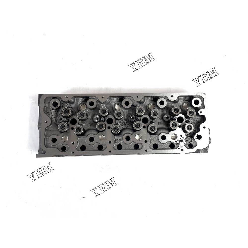 durable Cylinder Head Assembly For Kubota V2607 Engine Parts