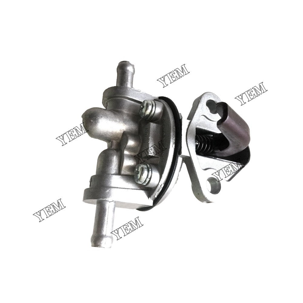 For Kubota D722 Fuel Pump 15821-52030 D722 diesel engine Parts For Kubota