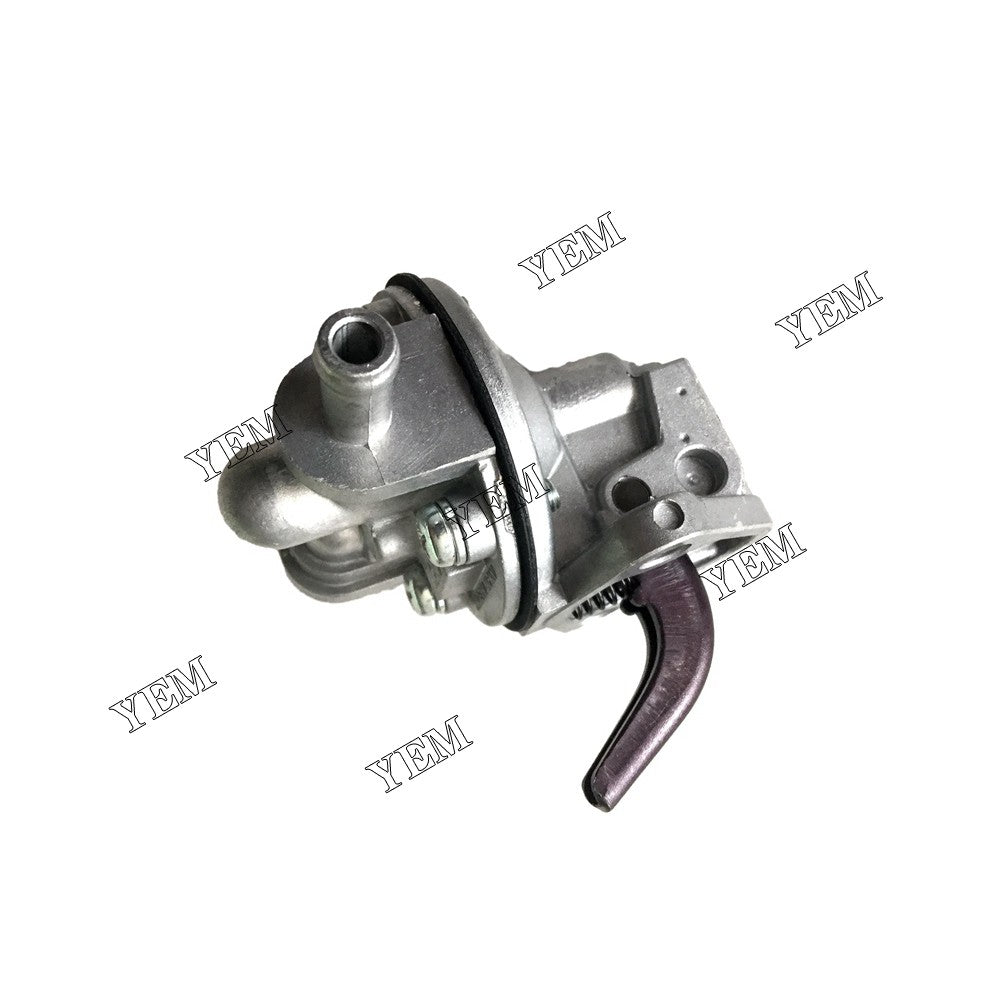 For Kubota D722 Fuel Pump 15821-52030 D722 diesel engine Parts For Kubota