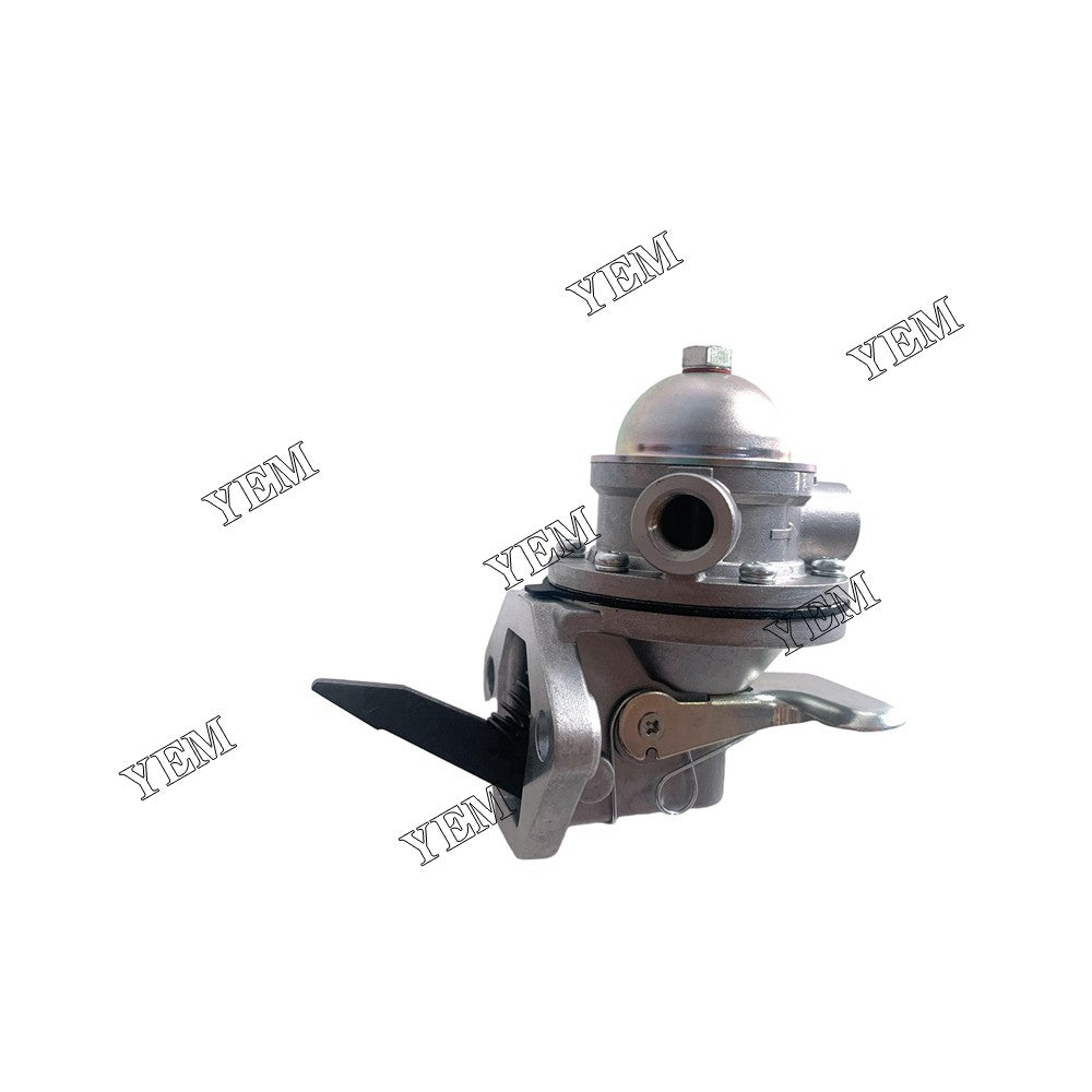 For Kubota V4000 Fuel Pump 15451-52030 15451-52033 V4000 diesel engine Parts For Kubota
