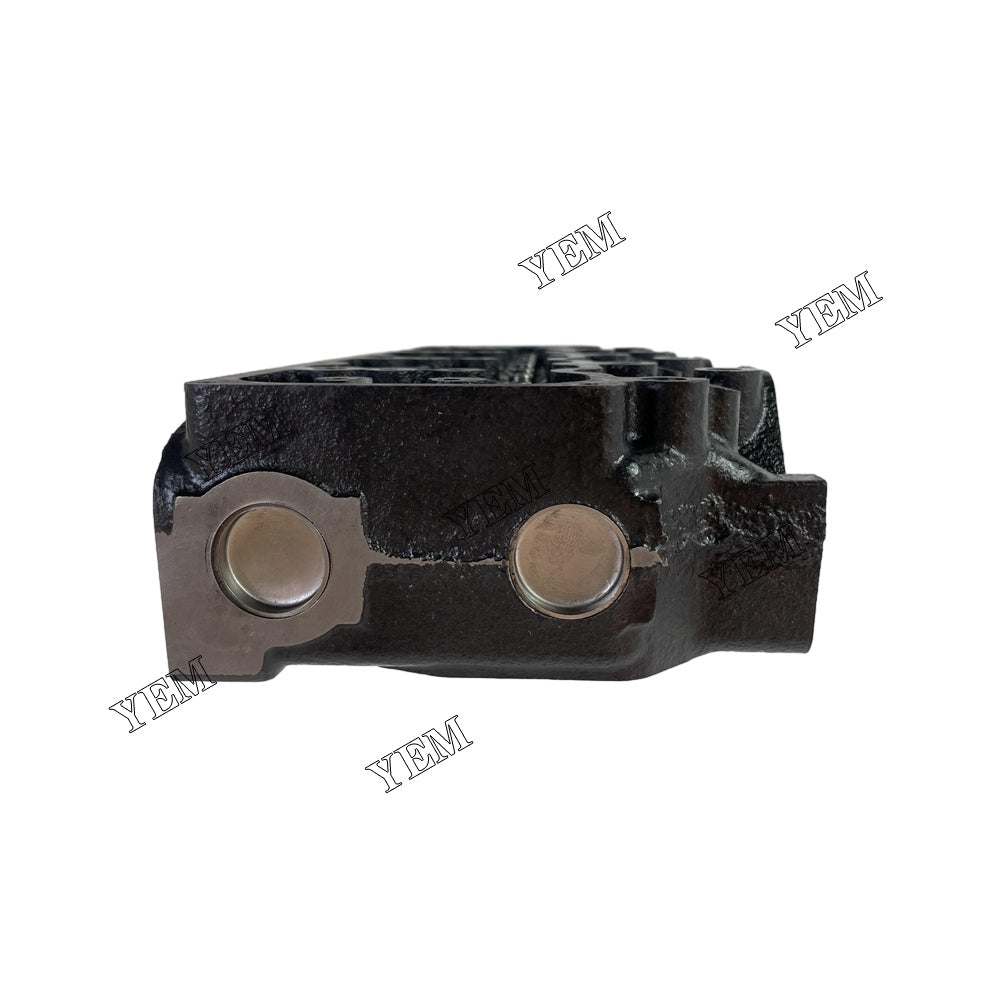 durable cylinder head For Nissan BD30 Engine Parts For Nissan