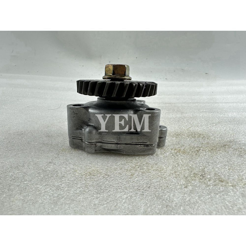 Z482 Oil Pump 31T 16851-35012 For Kubota Excavator Parts For Kubota