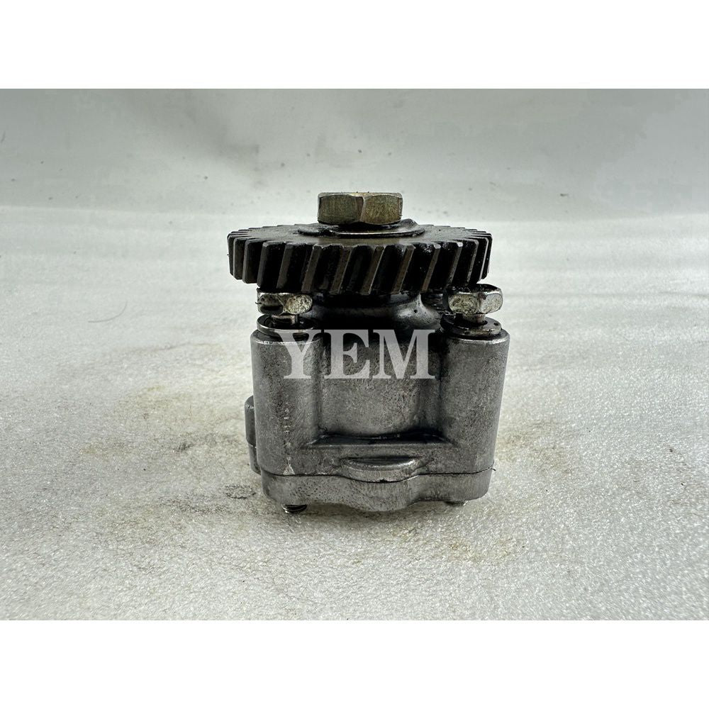 Z600 Oil Pump 33T For Kubota Excavator Parts For Kubota