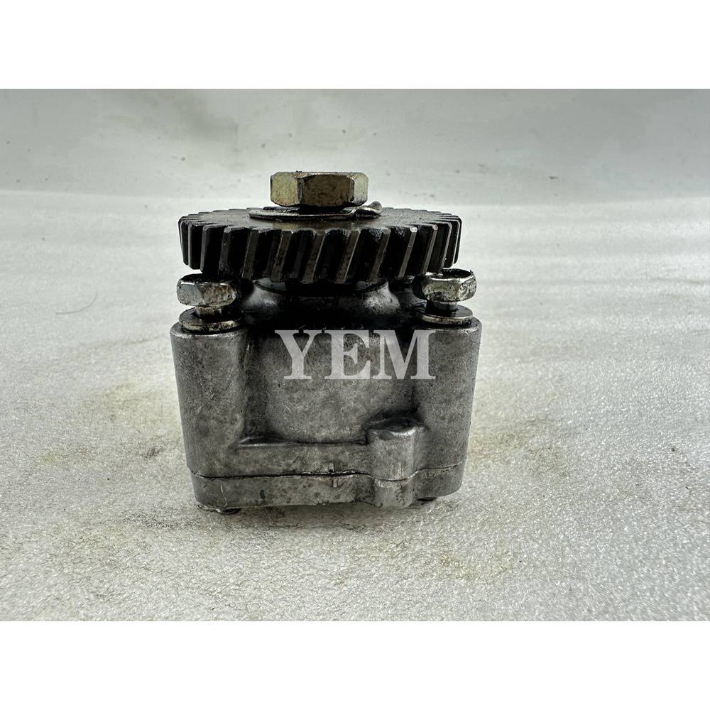 Z600 Oil Pump 33T For Kubota Excavator Parts For Kubota