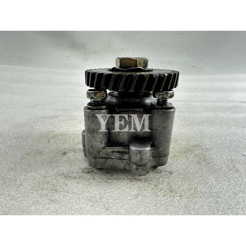 Z600 Oil Pump 33T For Kubota Excavator Parts For Kubota