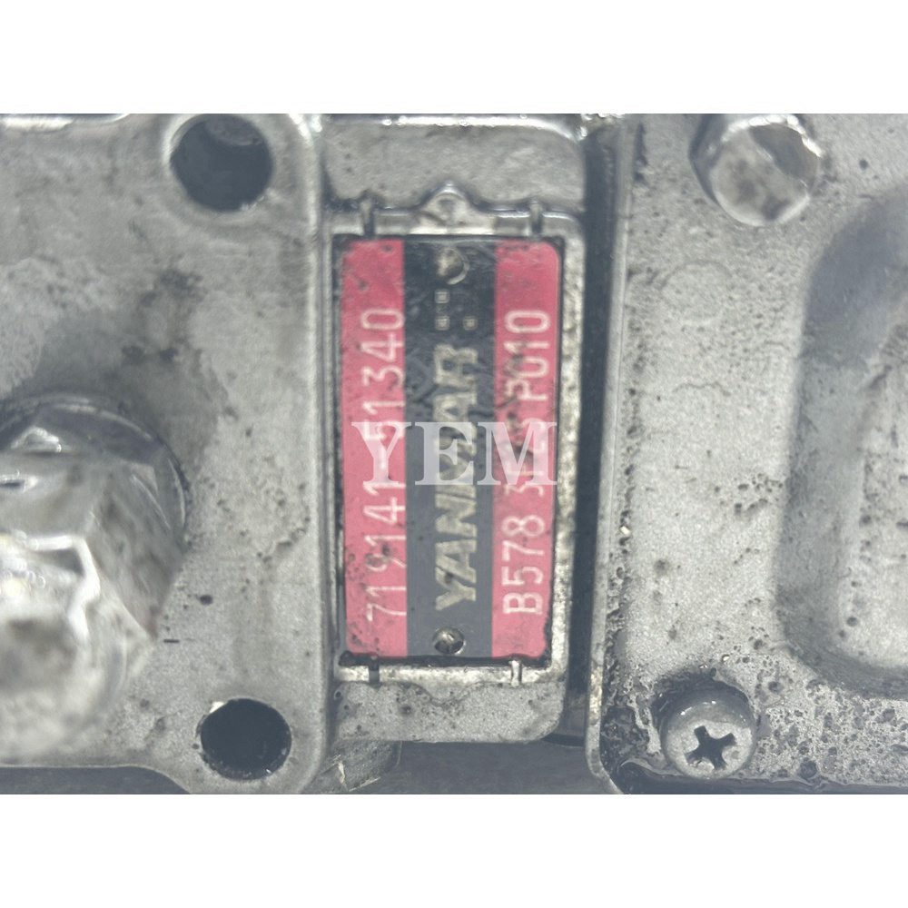 Used Fuel Injection Pump For Yanmar 4TN100 Excavator Engine Parts For Yanmar