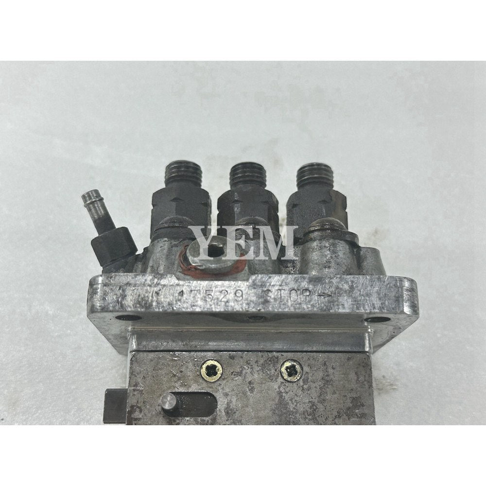 Used Fuel Injection Pump 17529-5101 For Kubota D902 Excavator Engine Parts For Kubota