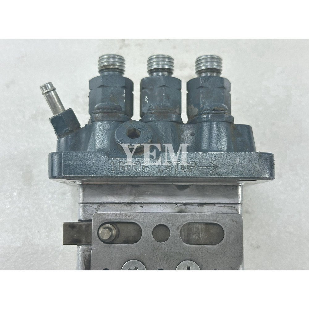 Used Fuel Injection Pump 16006-5101 For Kubota D722 Excavator Engine Parts For Kubota