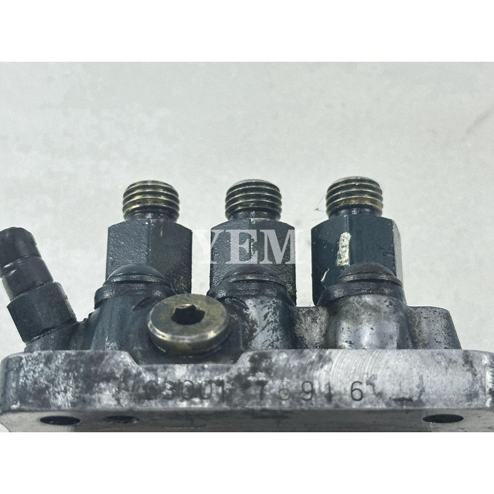 Used Fuel Injection Pump 16030-5101 For Kubota D1105 Excavator Engine Parts For Kubota