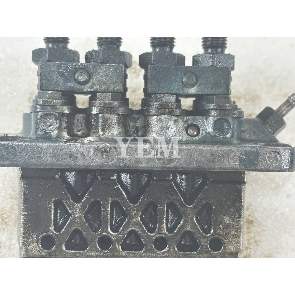 Used Fuel Injection Pump 1A093-51011 For Kubota V2403-DI Excavator Engine Parts For Kubota