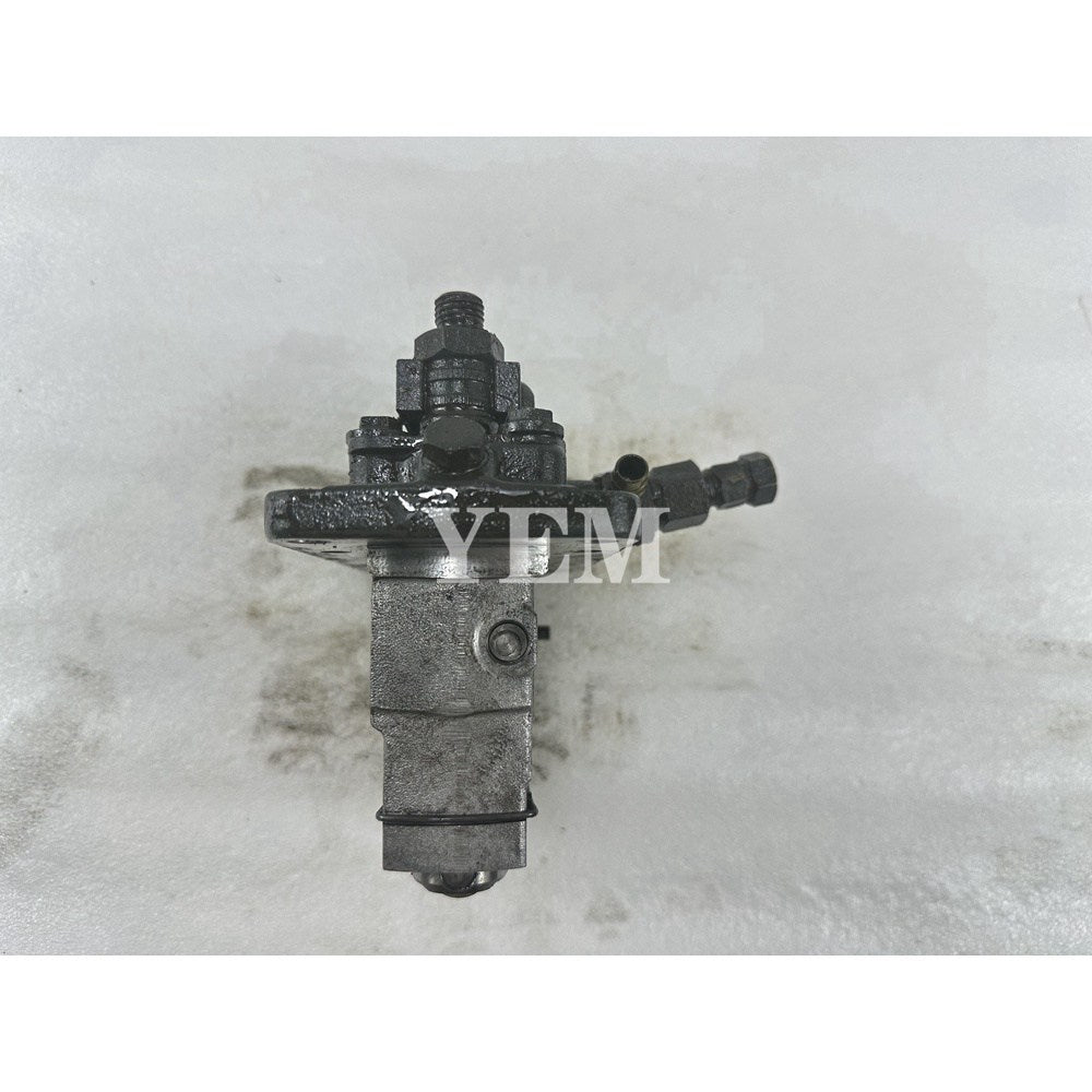 Used Fuel Injection Pump For Kubota V2003-DI Engine Parts Excavator KX121-3 KX161 For Kubota