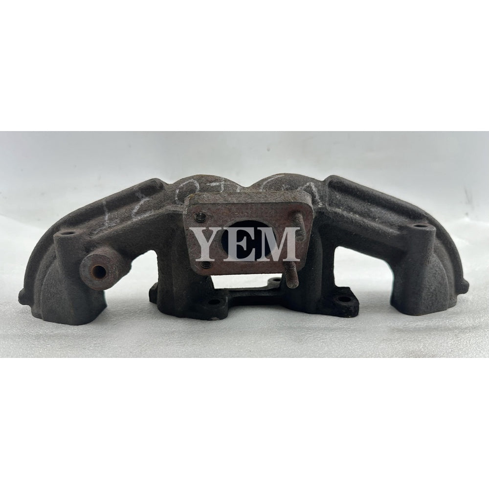 Used Exhaust Manifold 1E013-12310 For Kubota V2403 Engine V2403-M For Kubota