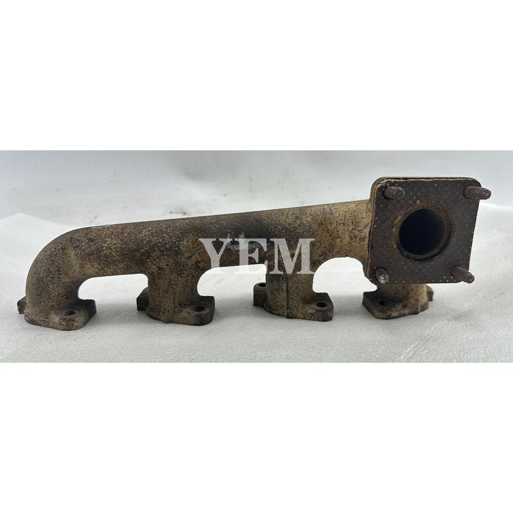 Used Exhaust Manifold 17377-12312 For Kubota V2203 Engine L4200 GL-400 T450 KL415 T430 B300B B300 S175 S130 1300D skid steer loader For Kubota