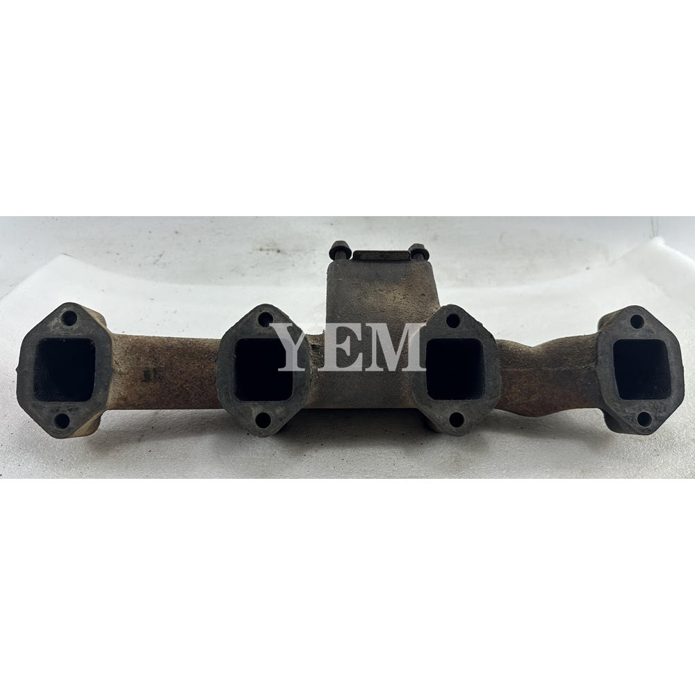 Used Exhaust Manifold For Yanmar 4TN100 Engine Excavator 244E Loader For Yanmar