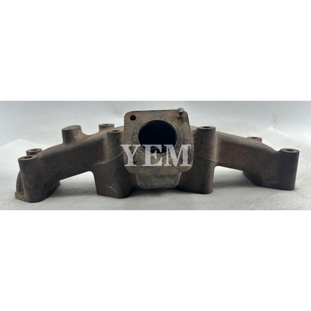 Used Exhaust Manifold For Yanmar 4TNV106 Engine AF880 tractor For Yanmar