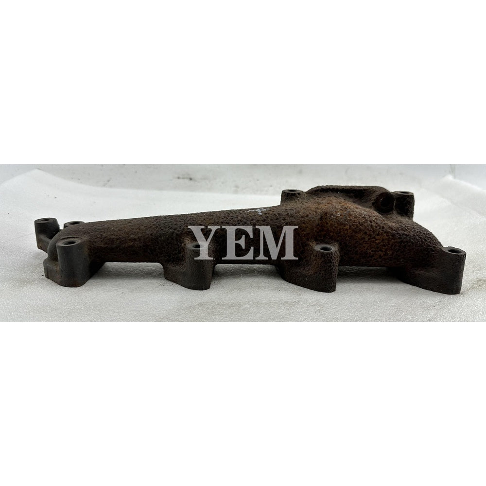 Used Exhaust Manifold For Yanmar 4TNV94 Engine AF650 tractor For Yanmar