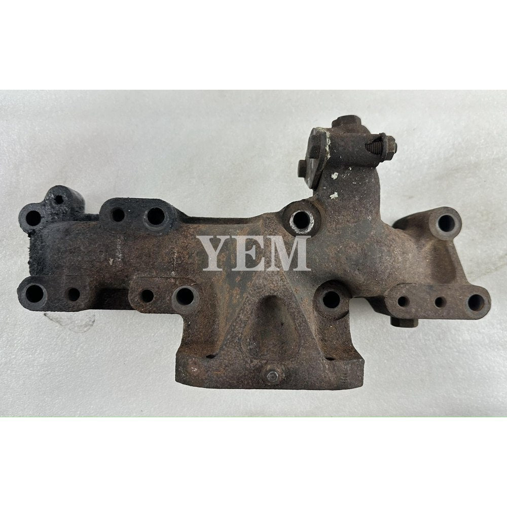 Used Exhaust Manifold For Yanmar 4TN78 Engine John Deere Excavator 50