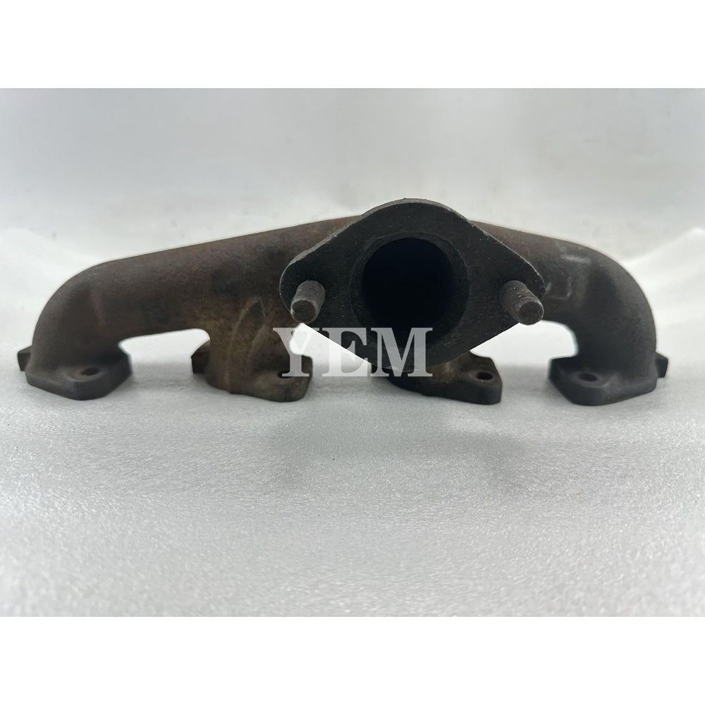 Used Exhaust Manifold 16661-12310 For Kubota V2203 Engine L4200 GL-400 T450 KL415 T430 B300B B300 S175 S130 1300D skid steer loader For Kubota