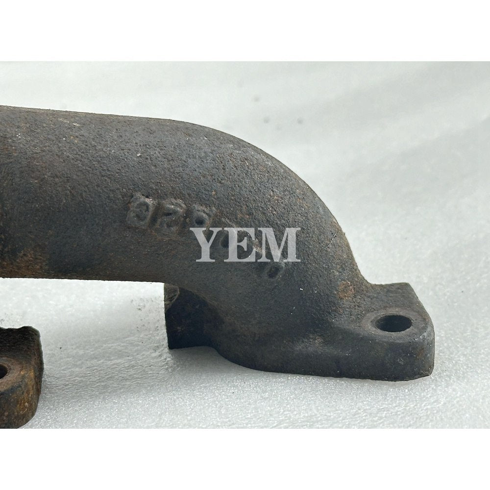 Used Exhaust Manifold 16661-12310 For Kubota V2203 Engine L4200 GL-400 T450 KL415 T430 B300B B300 S175 S130 1300D skid steer loader For Kubota