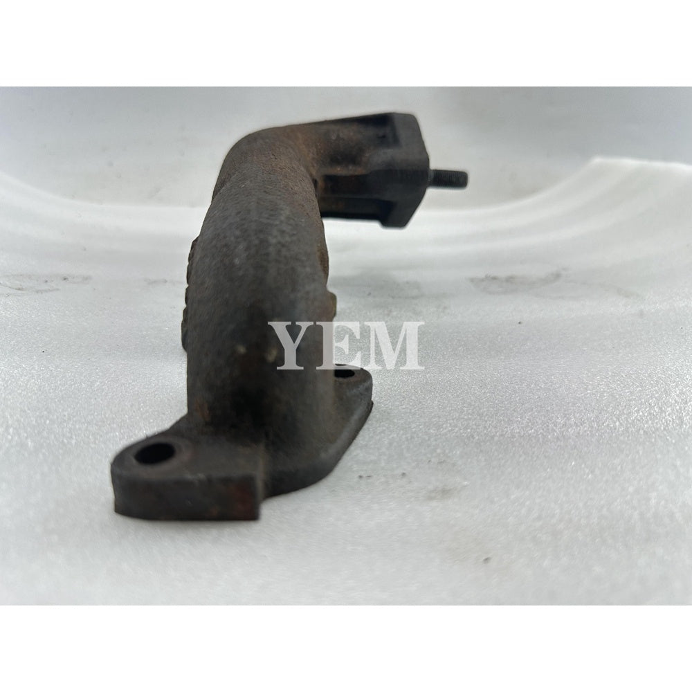 Used Exhaust Manifold 16661-12310 For Kubota V2203 Engine L4200 GL-400 T450 KL415 T430 B300B B300 S175 S130 1300D skid steer loader For Kubota