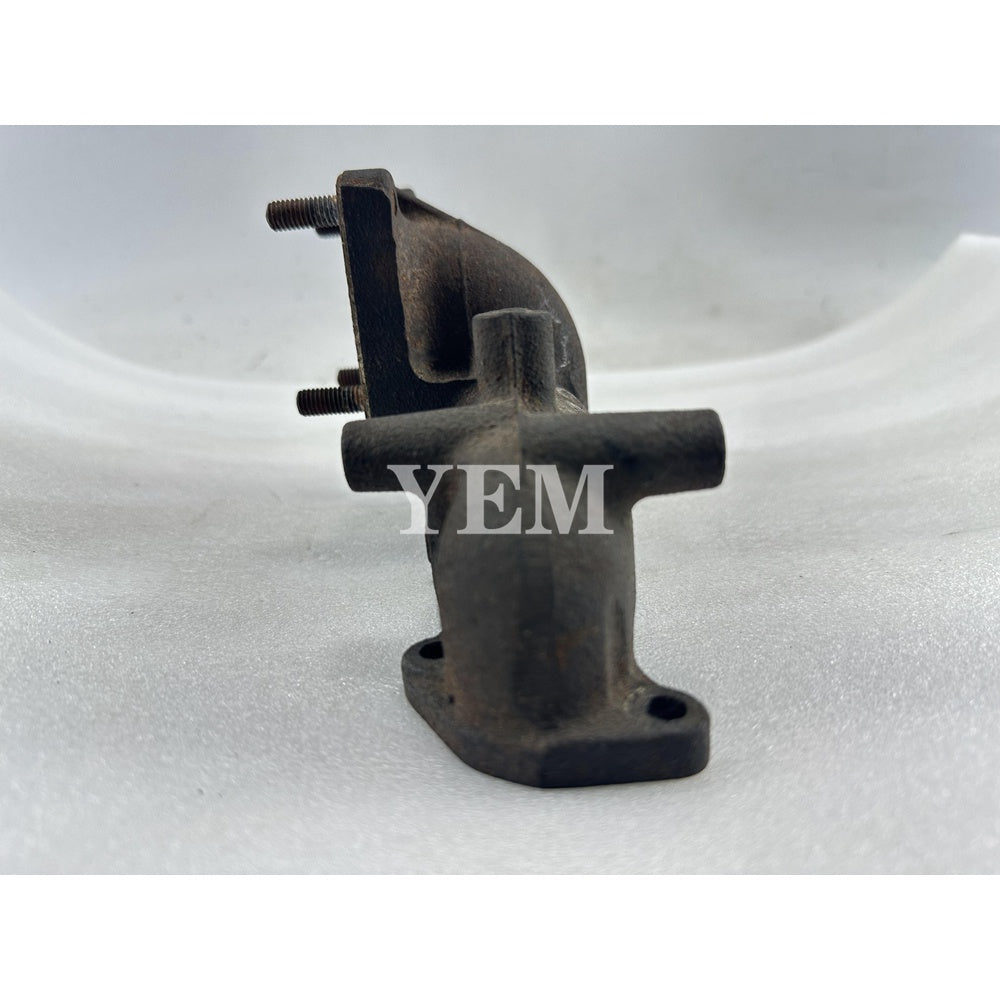 Used Exhaust Manifold 1E121-12310 For Kubota D902 Engine BX2360 BX23S ZD1021 ZD323 450 BX25D WD-825 DA-725 mini loader For Kubota