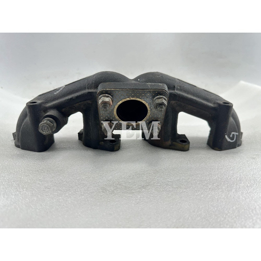 Used Exhaust Manifold 1E013-12310 For Kubota V2403 Engine M5660SU L5030 MX5000 tractor For Kubota