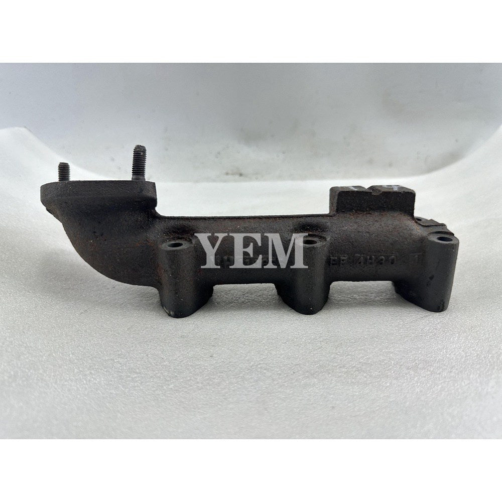 Used Exhaust Manifold For Yanmar 3TNE74 Engine John Deere X495 4100 X595 2210 4110 1435 tracto For Yanmar