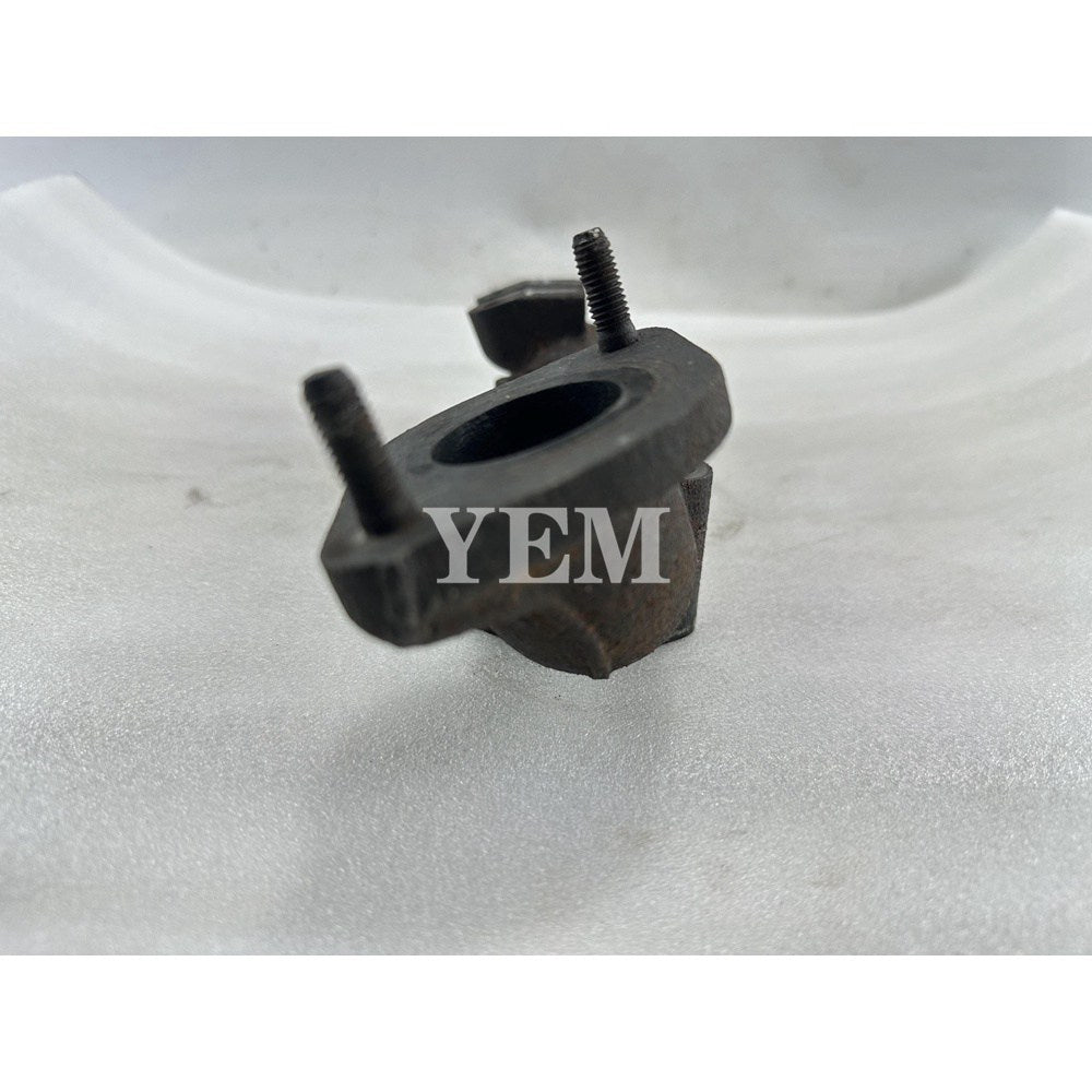 Used Exhaust Manifold For Yanmar 3TNE74 Engine John Deere X495 4100 X595 2210 4110 1435 tracto For Yanmar