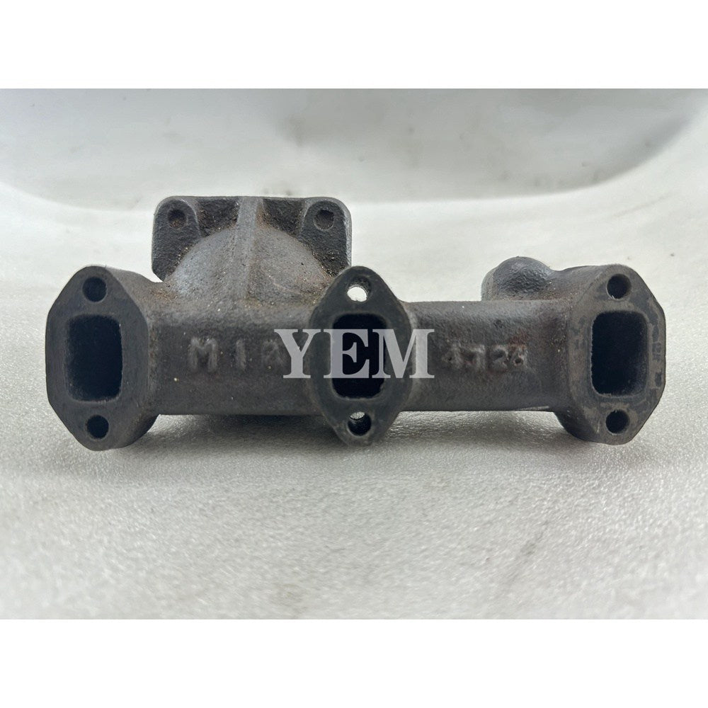 Used Exhaust Manifold For Yanmar 3TNV68 Engine Gehlmax-IHI MB 28 N excavator For Yanmar