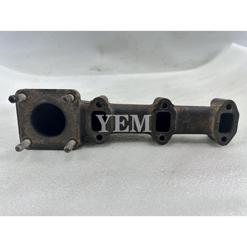 Used Exhaust Manifold For Yanmar 3TN66 Engine John Deere 332 415 F915 tractor 375 skid steer loader For Yanmar