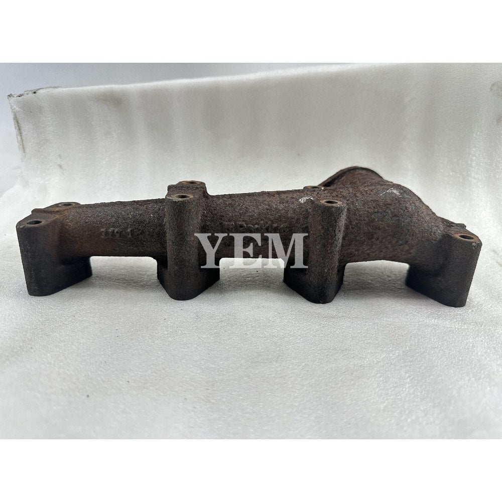 Used Exhaust Manifold For Perkins 404D-22 Engine T433 LM50 Utilix 55 tractor For Perkins