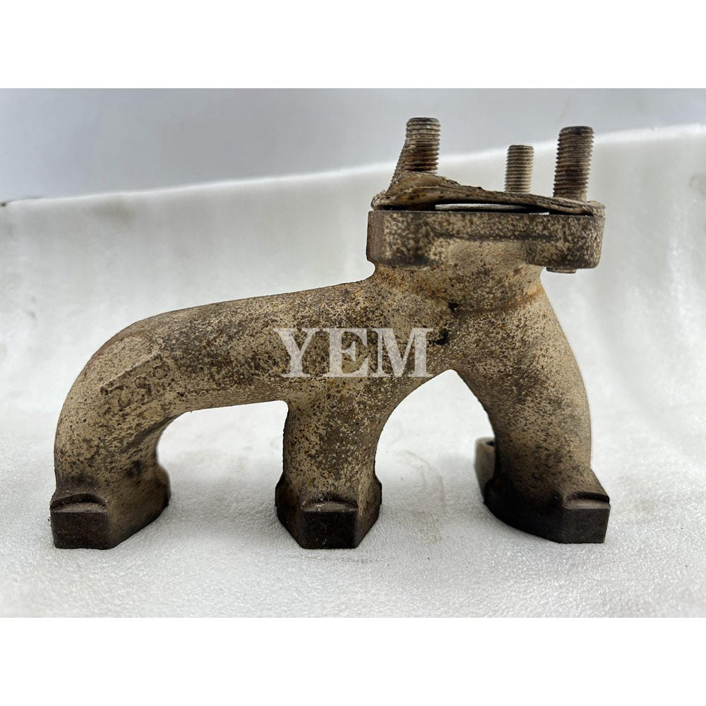 Used Exhaust Manifold For Isuzu 3KC1 Engine EX12 EX15 EX20UR EX20UR-2 EX22 EX25 EX30UR EX30UR-2 Excavator For Isuzu