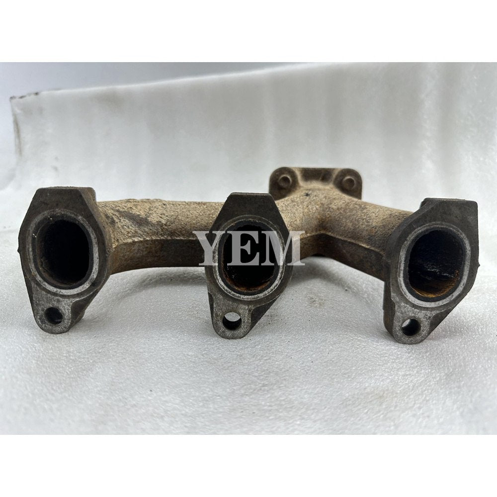 Used Exhaust Manifold For Isuzu 3KC1 Engine EX12 EX15 EX20UR EX20UR-2 EX22 EX25 EX30UR EX30UR-2 Excavator For Isuzu