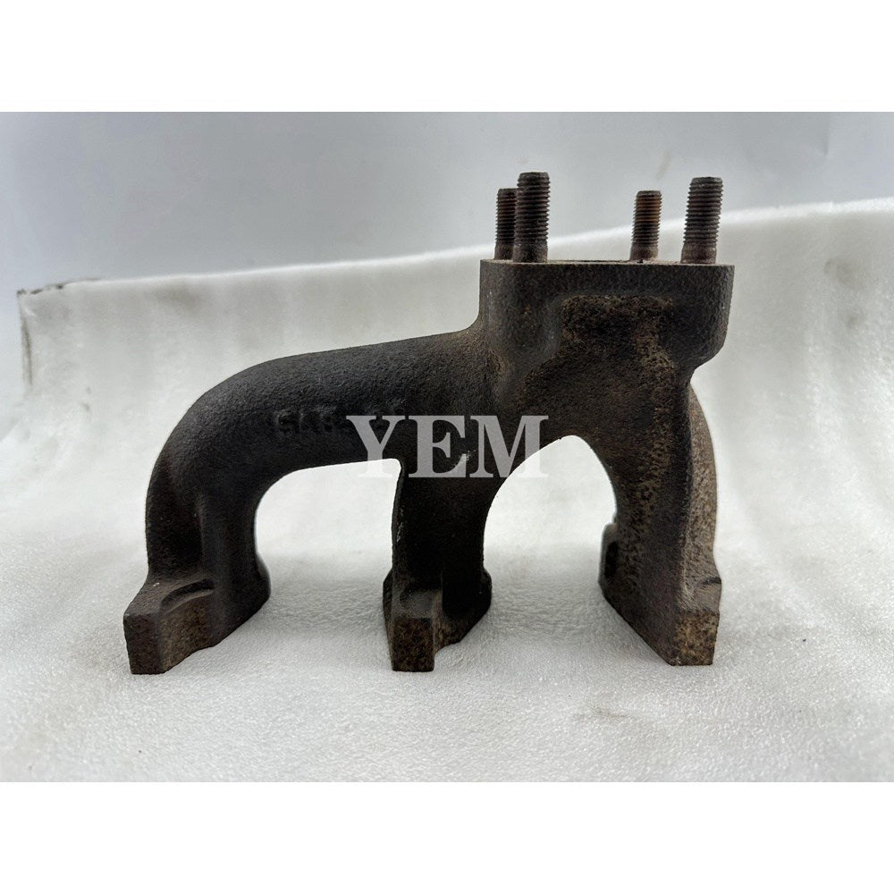 Used Exhaust Manifold For Isuzu 3KR1 Engine EX22 EX25 EX30 EX35 EX40UR EX40UR-2 Excavator For Isuzu