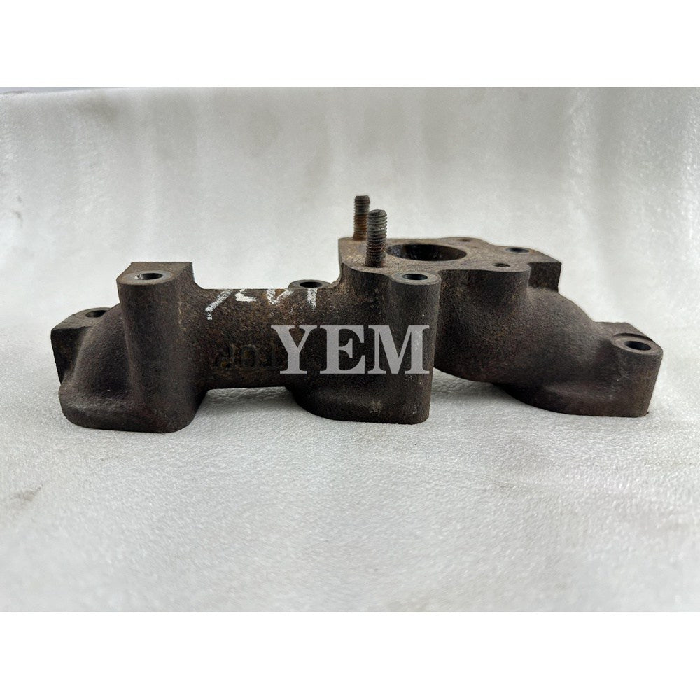 Used Exhaust Manifold For Isuzu 3LD1 Engine Hanix H 36 R excavator For Isuzu