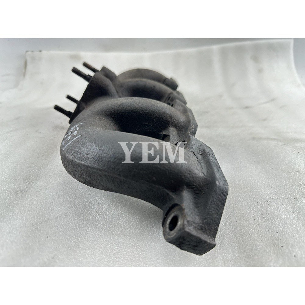 Used Exhaust Manifold For Isuzu 4FE1 Engine TractorData.com Iseki TA320 tractor For Isuzu