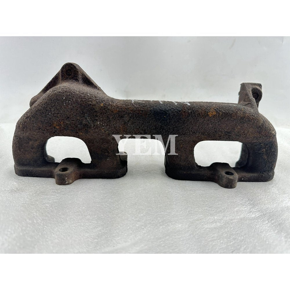 Used Exhaust Manifold For Mitsubishi K4N Engine HD205UR Excavator For Mitsubishi