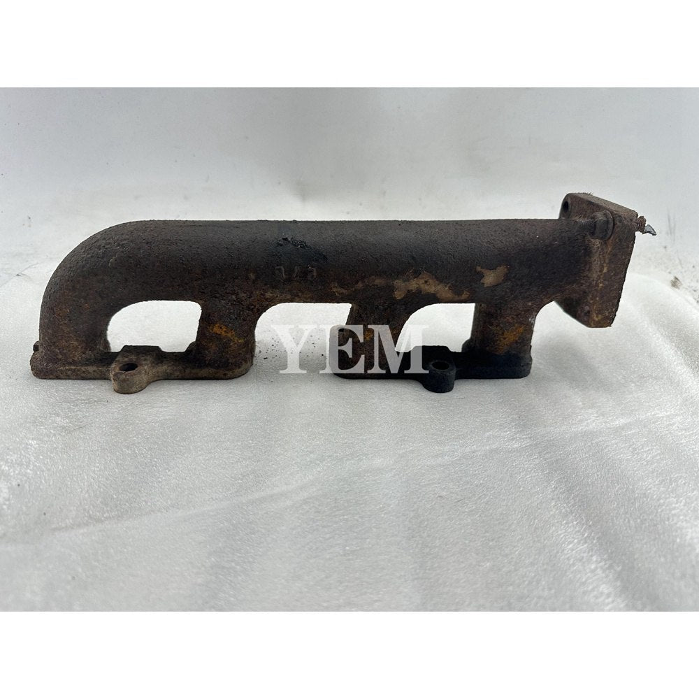 Used Exhaust Manifold For Mitsubishi K4N Engine GX40 MT408 tractor For Mitsubishi