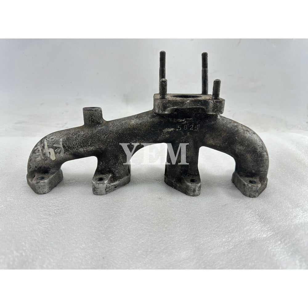 Used Exhaust Manifold For Mitsubishi K4E Engine MT23D Tractor Hanix N260 N350 Excavator For Mitsubishi