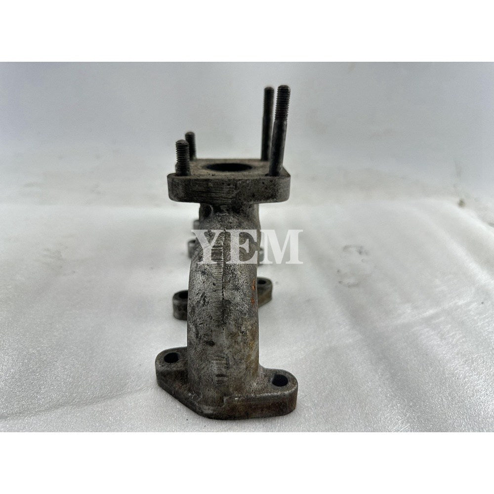 Used Exhaust Manifold For Mitsubishi K4E Engine MT23D Tractor Hanix N260 N350 Excavator For Mitsubishi