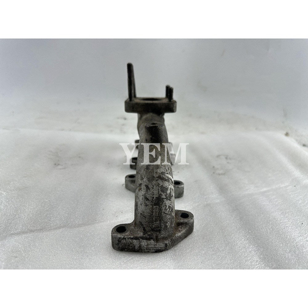 Used Exhaust Manifold For Mitsubishi K4E Engine MT23D Tractor Hanix N260 N350 Excavator For Mitsubishi